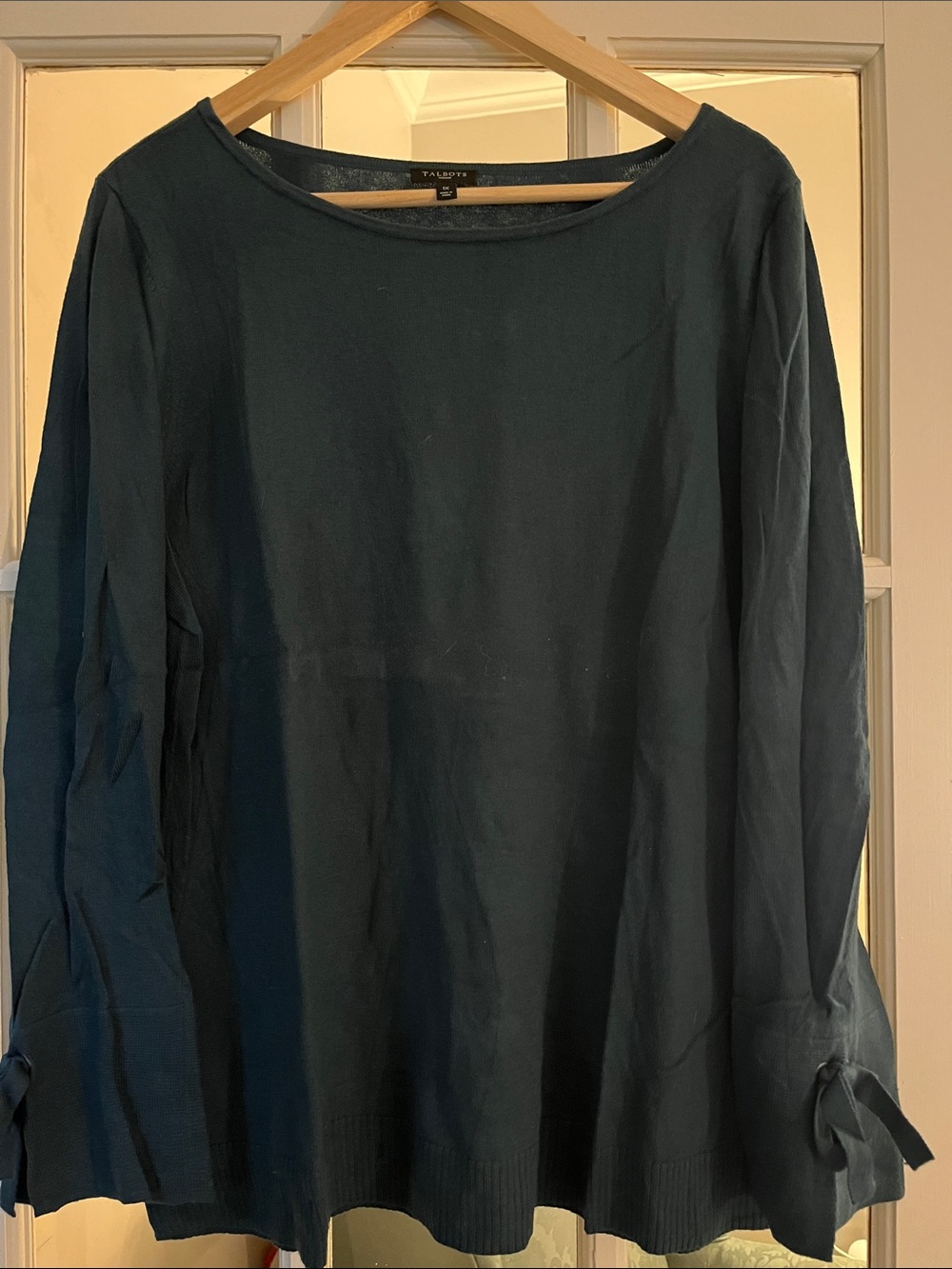 Talbots Dark Green Boatneck Long Sleeve Top with Sleeve Ties. Size 1X